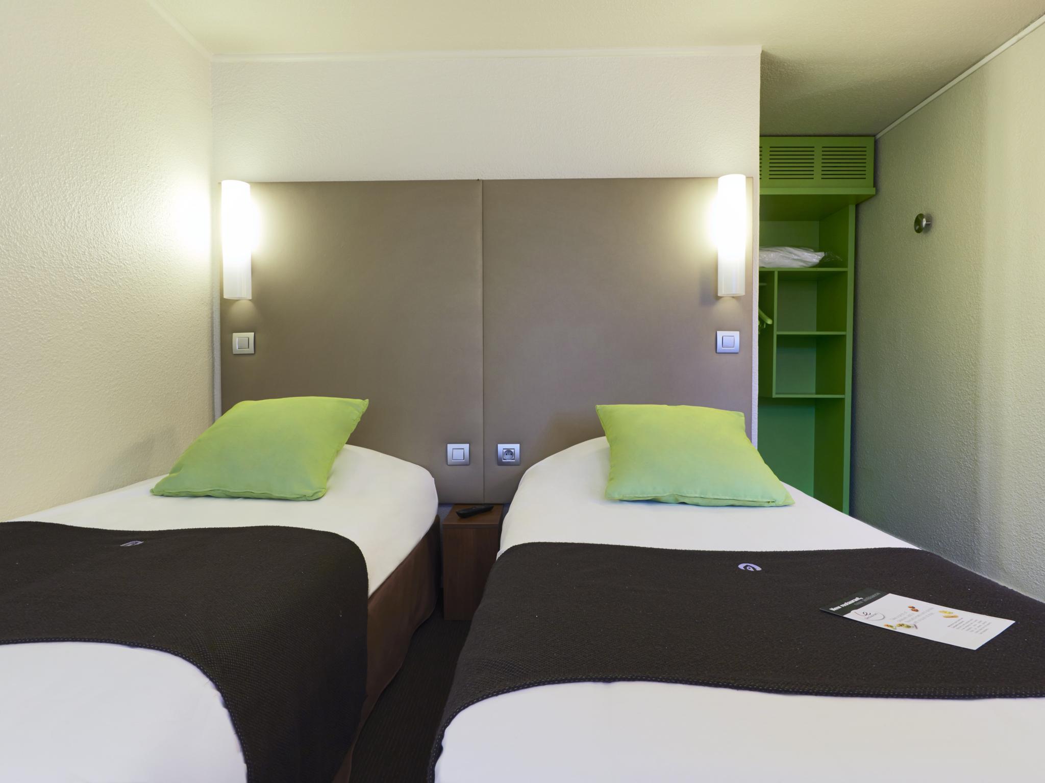 Campanile Lille - Seclin Hotel Exterior photo