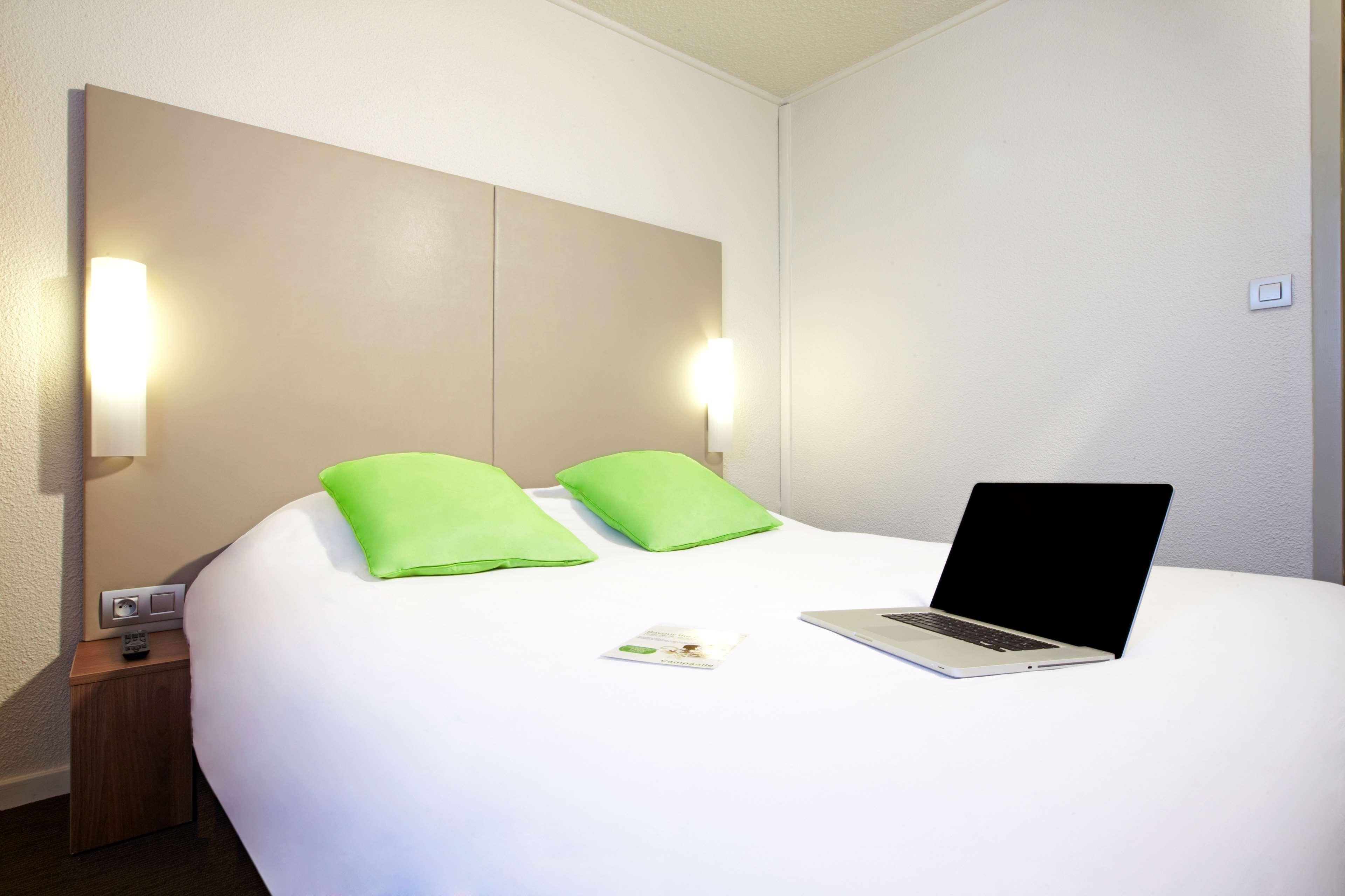 Campanile Lille - Seclin Hotel Exterior photo
